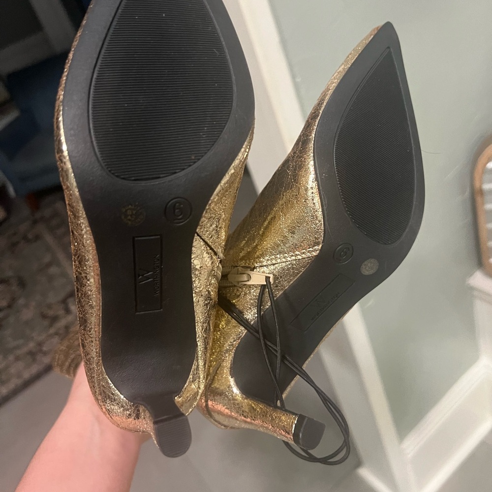 Worthington gold stiletto boots - Picture 3 of 5